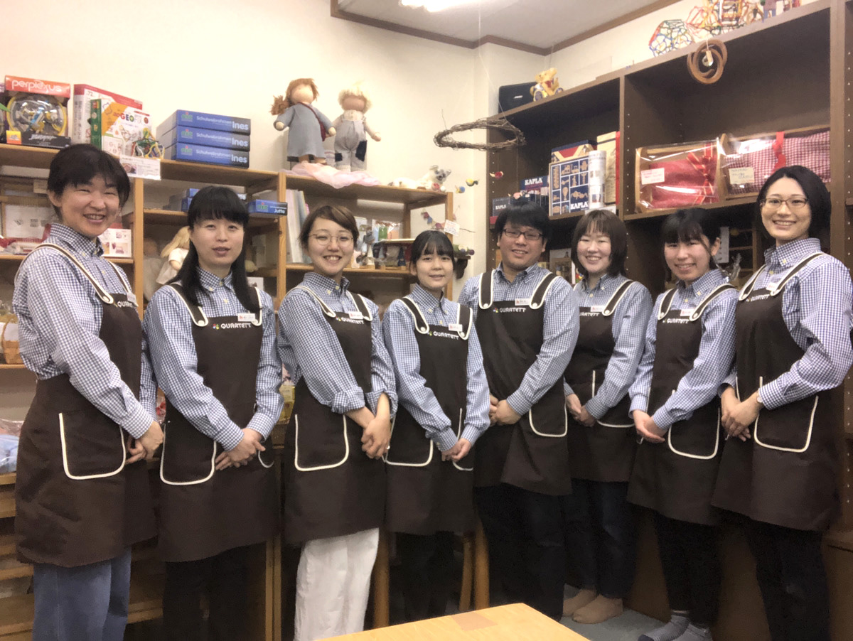 2104カルテットスタッフ集合写真